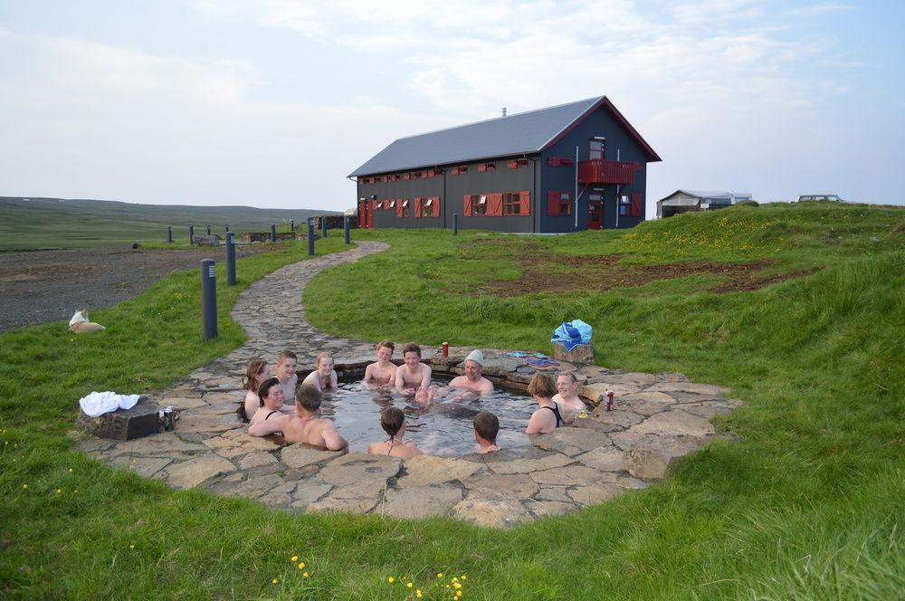 Laugarfell Accommodation & Hot Springs Eksteriør bilde